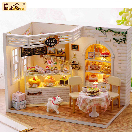 DIYeria™ | 1:24 DIY Dollhouse Kit (Cake Diary)