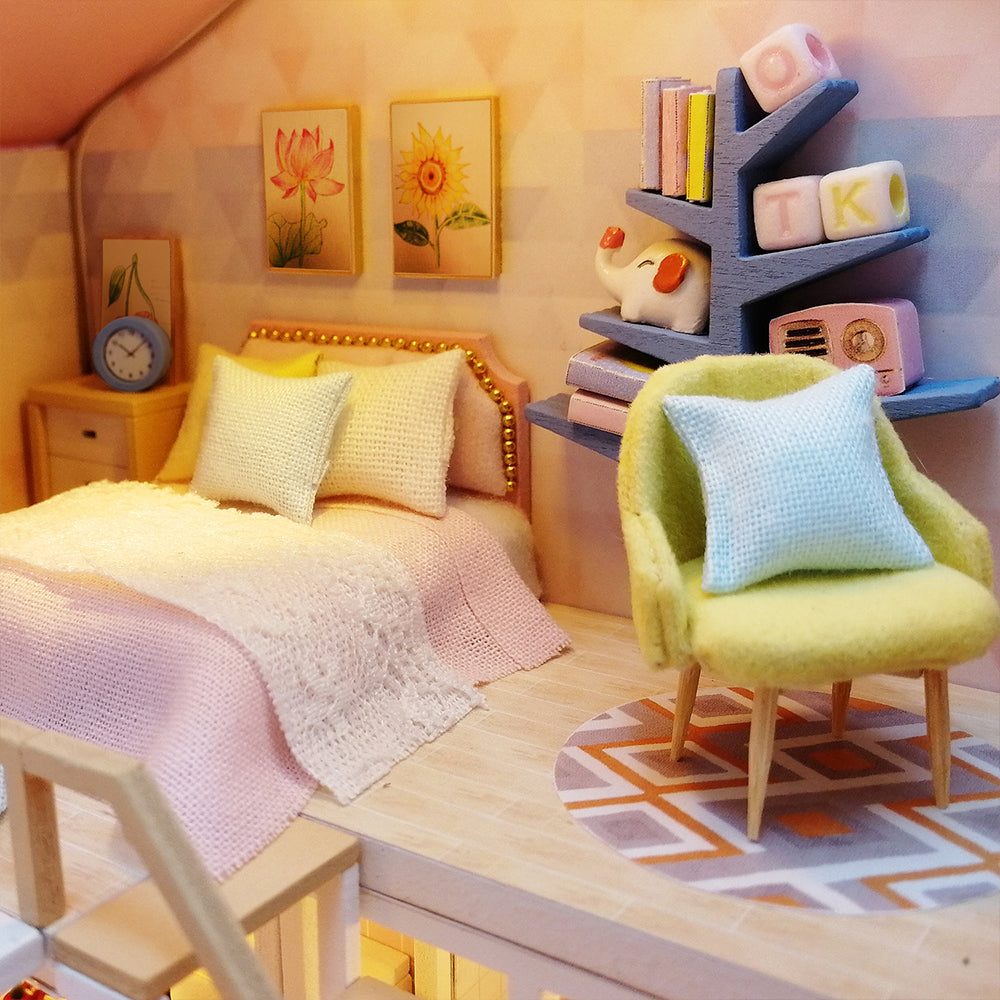 DIYeria™ | 1: 24 DIY Dollhouse Kit (Sweet Time)