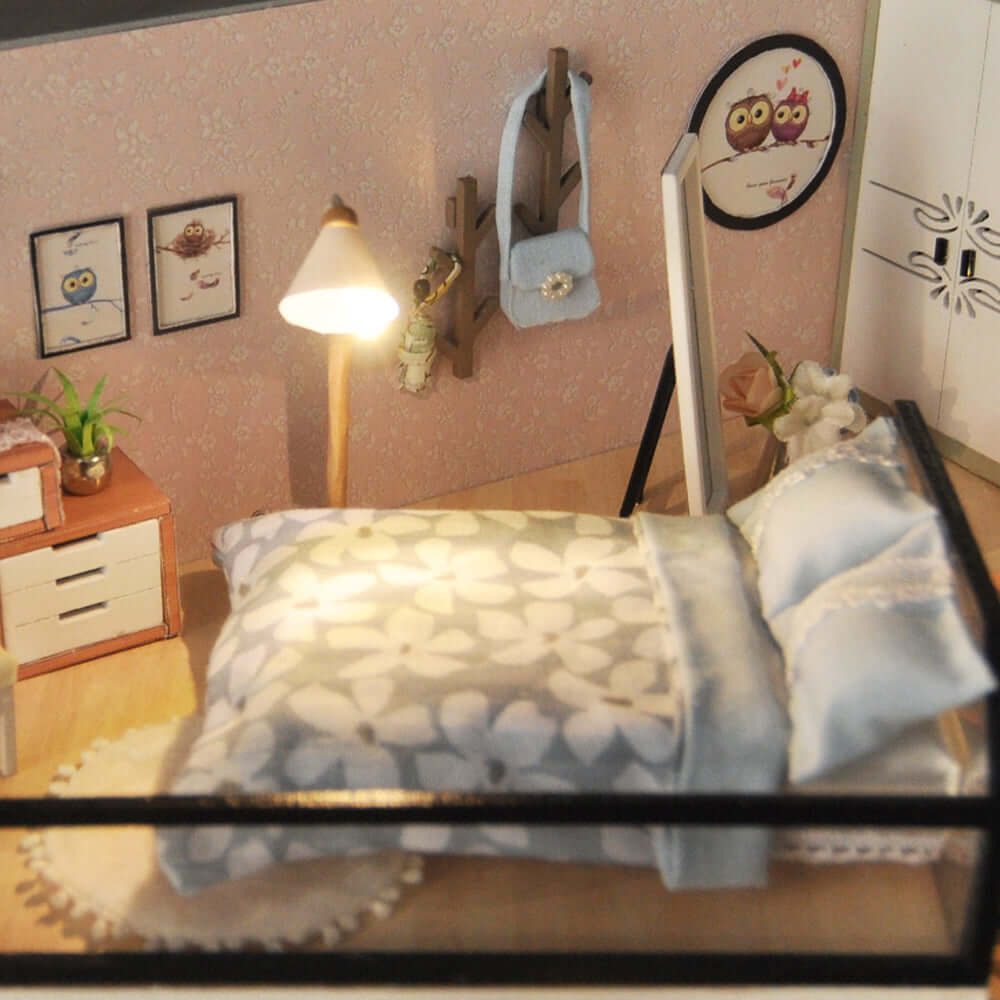 DIYeria™ | 1:24 DIY Dollhouse Kit ( Yuko Microdream)