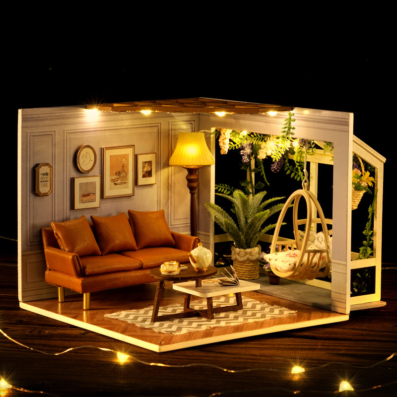 DIYeria™ | 1: 24 DIY Dollhouse Kit (Warm Moment)