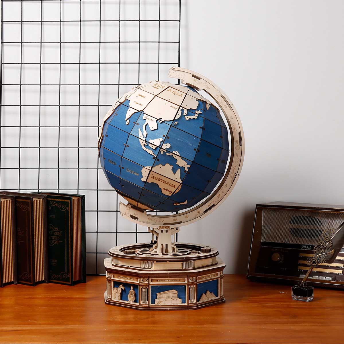 DIYeria The Globe ST002 Huge 3D Wooden Model